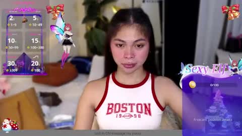 Snapshot of suckablechick chatting on January 4, 7:55 pm Marry online show from January 4, 7:55 pm