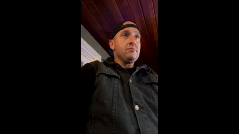 Snapshot of suckitorfukit chatting on January 5, 7:17 pm suckitorfukit online show from January 5, 7:17 pm