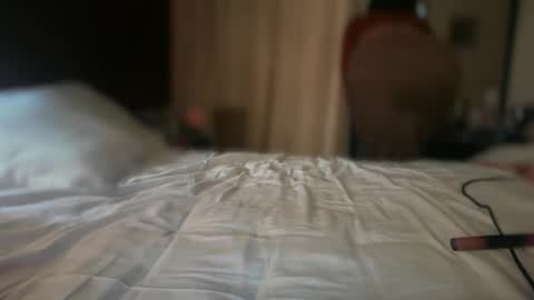 Snapshot of suckmythong410104 chatting on February 23, 5:38 am SaraSabeen online show from February 23, 5:38 am