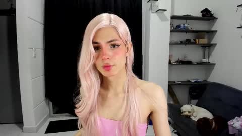 sue online show from March 28, 8:47 am