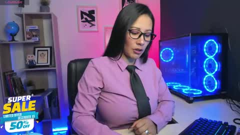 Andrea online show from December 12, 3:37 pm