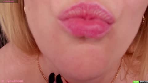 Snapshot of sugamomy chatting on January 10, 2:02 pm sugamomy online show from January 10, 2:02 pm