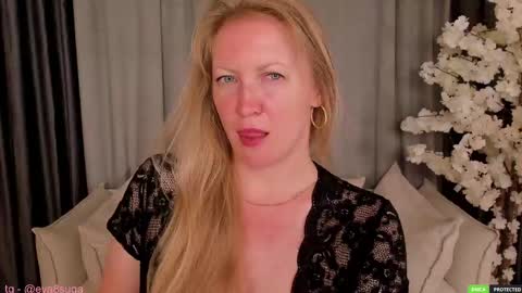 Snapshot of sugamomy chatting on March 8, 12:22 am sugamomy online show from March 8, 12:22 am