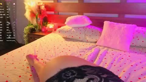 Snapshot of sugar__girl chatting on April 20, 1:30 am Agata online show from April 20, 1:30 am