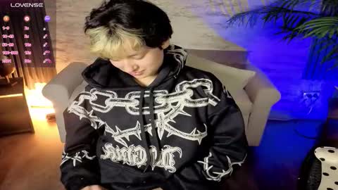 Snapshot of sugar_angel_ chatting on March 13, 12:12 pm ANGEL online show from March 13, 12:12 pm