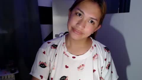 Snapshot of sugar_chloe17 chatting on March 3, 2:26 am sugar_chloe17 online show from March 3, 2:26 am
