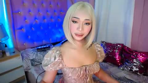 Snapshot of sugar_hally chatting on September 29, 6:46 pm your ultimate goddess online show from September 29, 6:46 pm