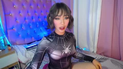 Snapshot of sugar_hally chatting on October 8, 12:14 pm your ultimate goddess online show from October 8, 12:14 pm