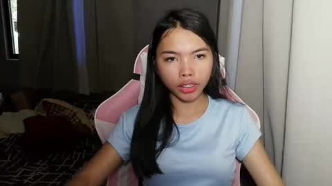 sugar_holly96 online show from May 10, 5:12 am