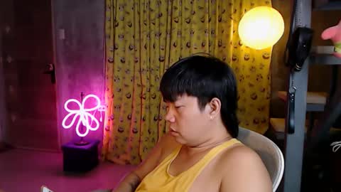 Snapshot of sugarbabyniko chatting on November 18, 6:12 pm Niko online show from November 18, 6:12 pm