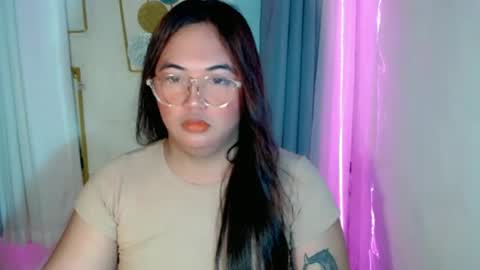 belle online show from May 11, 1:28 pm