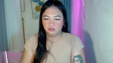 belle online show from May 12, 4:59 pm