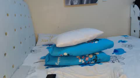 Snapshot of sugarlips_05 chatting on April 21, 8:34 pm sugar online show from April 21, 8:34 pm