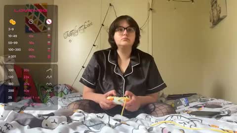 SugarStock online show from September 23, 7:06 pm