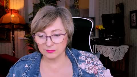 Vivien online show from January 18, 9:13 am