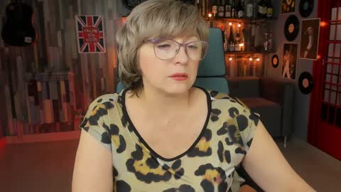 Vivien online show from January 26, 1:15 pm