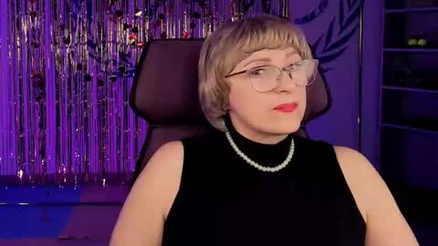 Vivien online show from February 22, 3:14 pm