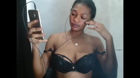 Snapshot of sugarxpussy chatting on May 4, 10:11 am sugarxpussy online show from May 4, 10:11 am