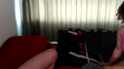 Snapshot of suggabrown_ chatting on October 25, 3:40 pm suggabrown_ online show from October 25, 3:40 pm