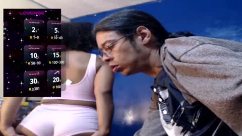 suggabrown_ online show from July 11, 9:23 am