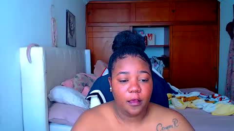 Cami   Back in 2 hours online show from October 5, 7:23 pm