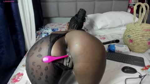 suhaila_suu online show from March 5, 1:12 am