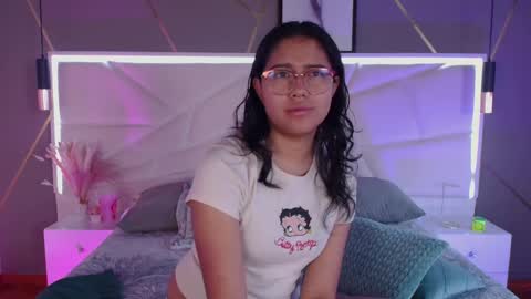 SUKI online show from April 24, 11:56 am