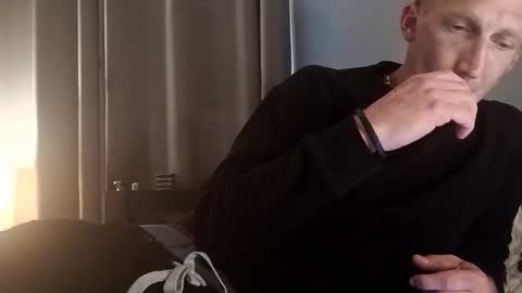 sullyp1987 online show from April 29, 7:53 pm