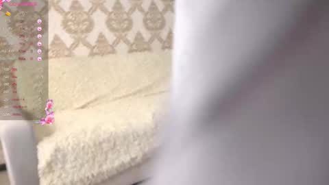 Snapshot of summer_hazee chatting on November 4, 8:02 am Leia online show from November 4, 8:02 am