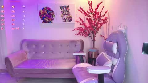 summer_miller online show from January 17, 11:26 am