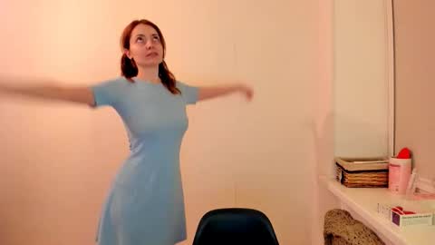 Snapshot of summer_preston chatting on September 22, 5:59 pm Summer Preston online show from September 22, 5:59 pm