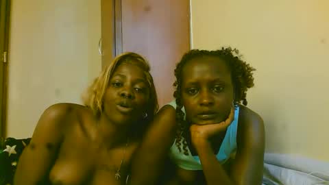 Snapshot of summerdew chatting on March 21, 10:42 am summerdew online show from March 21, 10:42 am