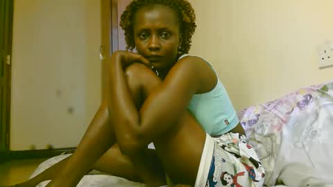 Snapshot of summerdew chatting on March 24, 12:21 pm summerdew online show from March 24, 12:21 pm