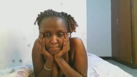 Snapshot of summerdew chatting on March 27, 10:20 pm summerdew online show from March 27, 10:20 pm