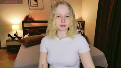 summerjem online show from April 2, 4:21 am