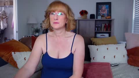 SummerKnightzzz online show from September 30, 12:10 pm