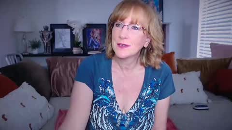 SummerKnightzzz online show from November 20, 1:33 pm