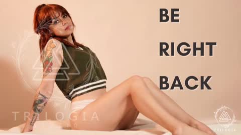 Snapshot of summerprints chatting on February 21, 6:37 pm Summer online show from February 21, 6:37 pm