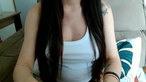 Snapshot of summerrrrrrrrr chatting on March 12, 12:44 pm The real sugar baby Sam Summer online show from March 12, 12:44 pm