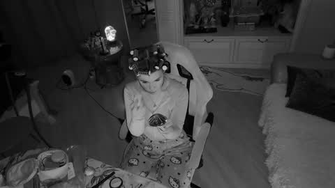 Miss Nelly online show from February 15, 9:59 pm