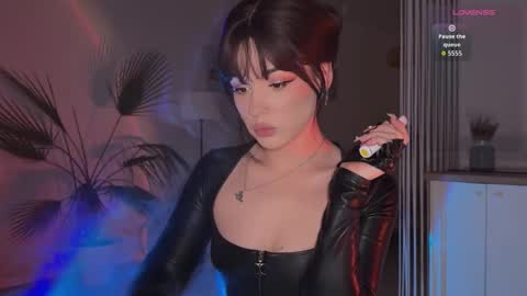 Miss Nelly online show from October 11, 2:48 pm