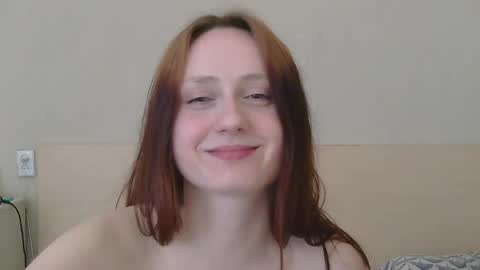 Snapshot of sun_sparkle chatting on May 11, 2:56 pm Olivia online show from May 11, 2:56 pm