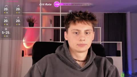 Snapshot of sunburn_boy chatting on April 4, 6:05 pm Emilio online show from April 4, 6:05 pm