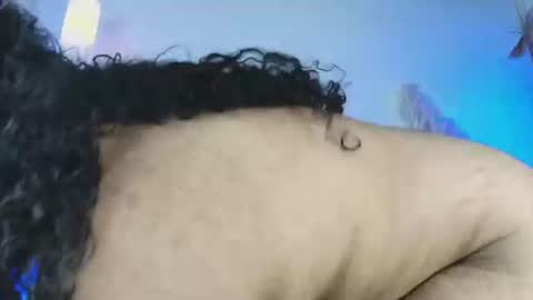 Aillyn Perez online show from July 22, 2:20 pm