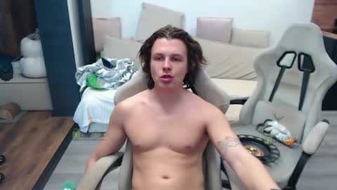 Alice and Sergey online show from May 15, 9:49 am