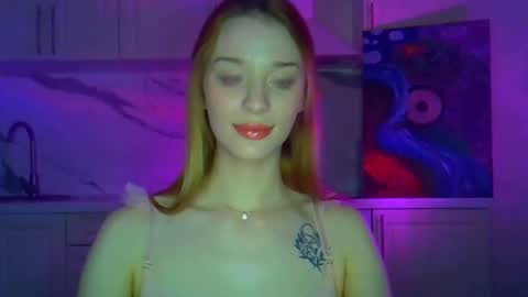 Snapshot of sunny__fox chatting on February 22, 7:03 pm sunny__fox online show from February 22, 7:03 pm