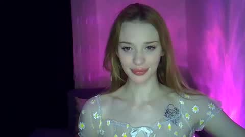 Snapshot of sunny__fox chatting on March 6, 12:54 am sunny__fox online show from March 6, 12:54 am
