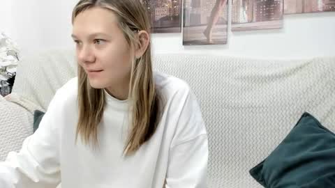 Snapshot of sunny__sammy chatting on September 22, 1:18 am Sammy online show from September 22, 1:18 am