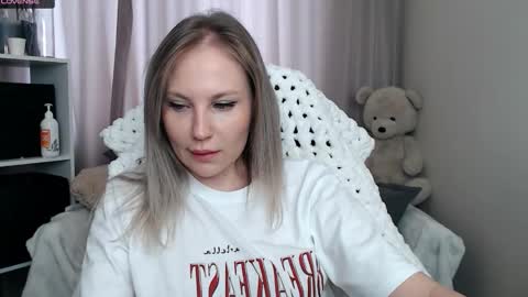 Naomi online show from March 12, 10:10 am