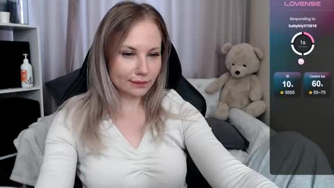 Naomi online show from March 13, 4:30 am